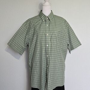 Eddie Bauer Green Plaid Short-Sleeve Button-Down Shirt